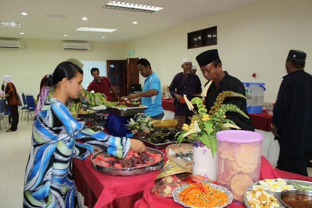 Eastana Cherating Beach Resort Екстер'єр фото